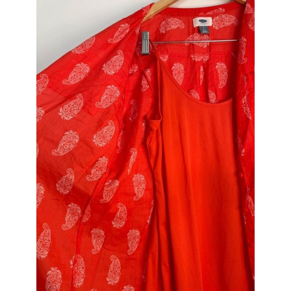 Old Navy Petite Red Paisley Button Front Tunic Blouse with Attached Cami Size M - Picture 9 of 11